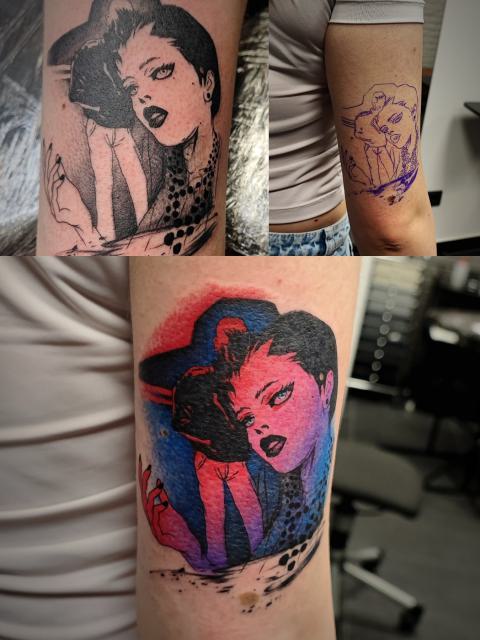 Színes női portré pop-art stílusban a karon
